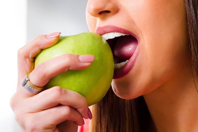 Alimentos que ayudan a la salud de nuestros dientes