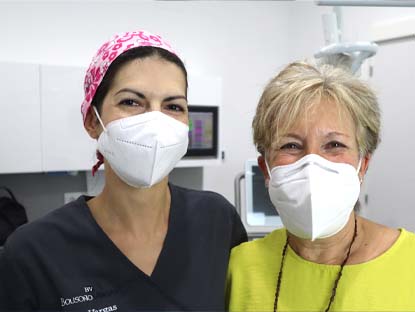 Ana Vargas Paciente. Clinica dental en Oviedo. Dentista con paciente